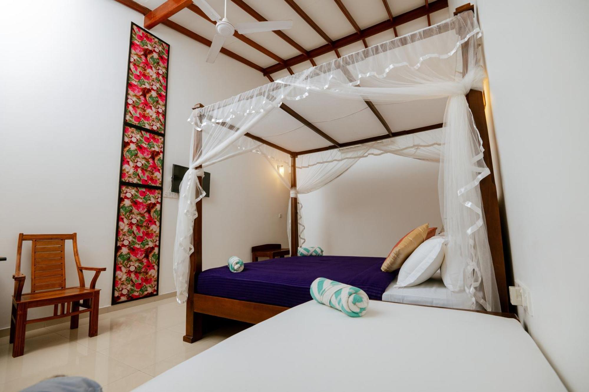 Prince Beach Hotel Bentota Buitenkant foto