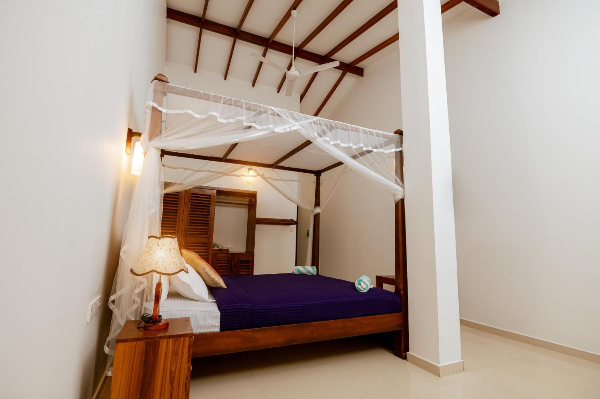 Prince Beach Hotel Bentota Buitenkant foto