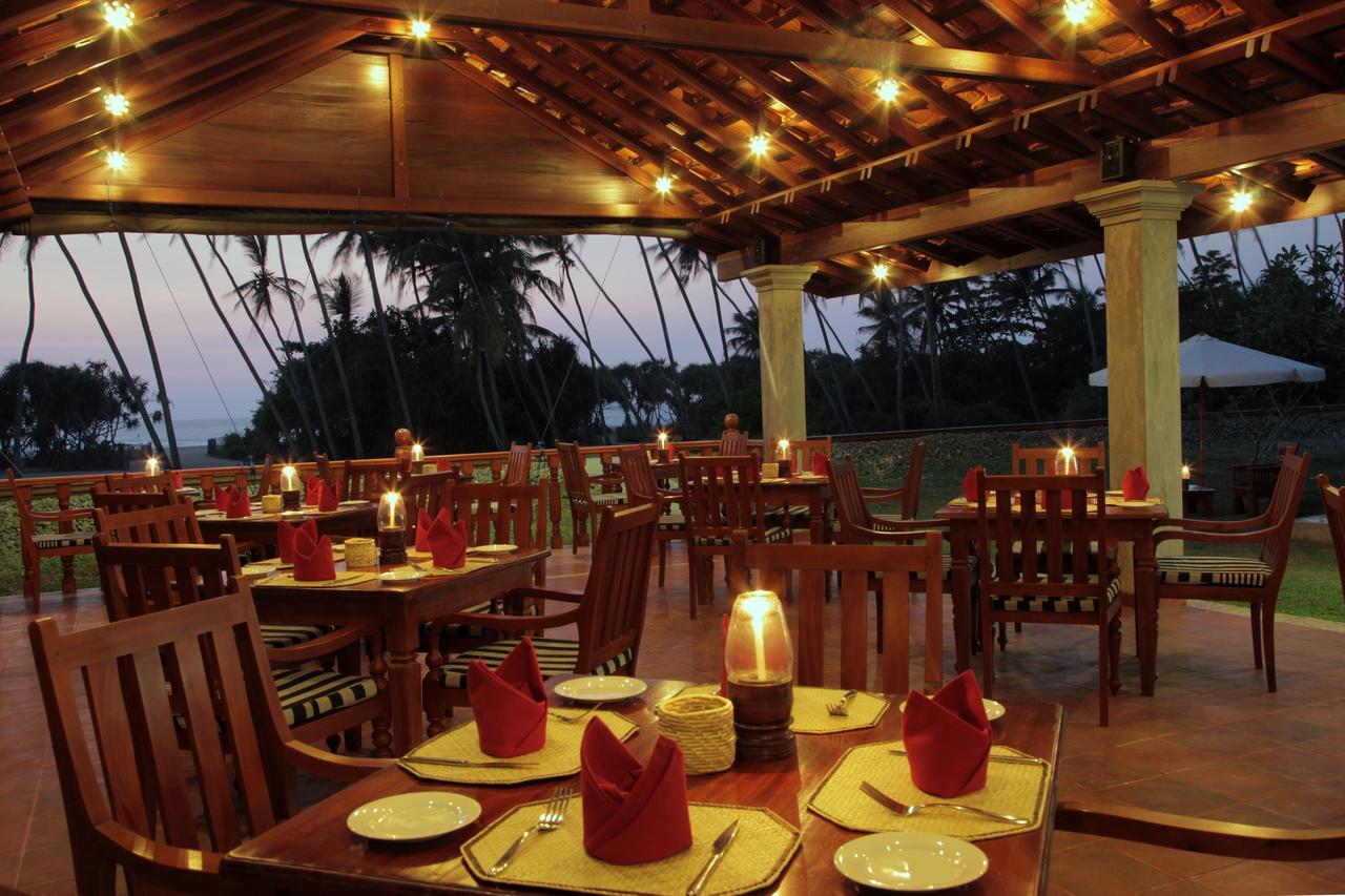 Prince Beach Hotel Bentota Buitenkant foto