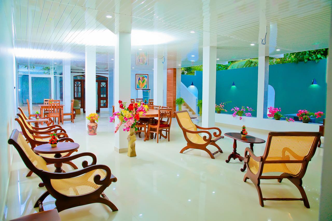 Prince Beach Hotel Bentota Buitenkant foto